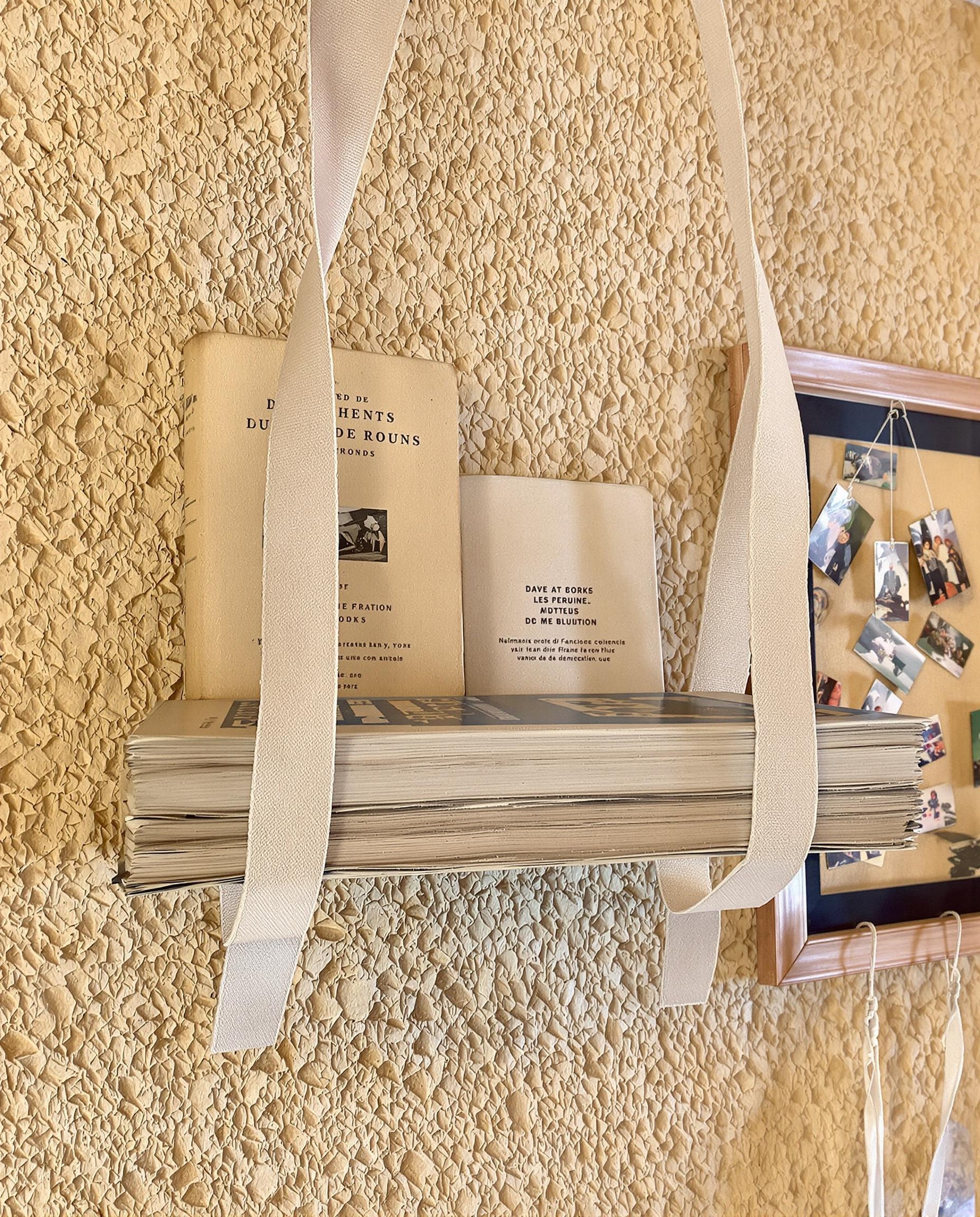 Étagère murale artisanale recyclage livres lin Bretagne