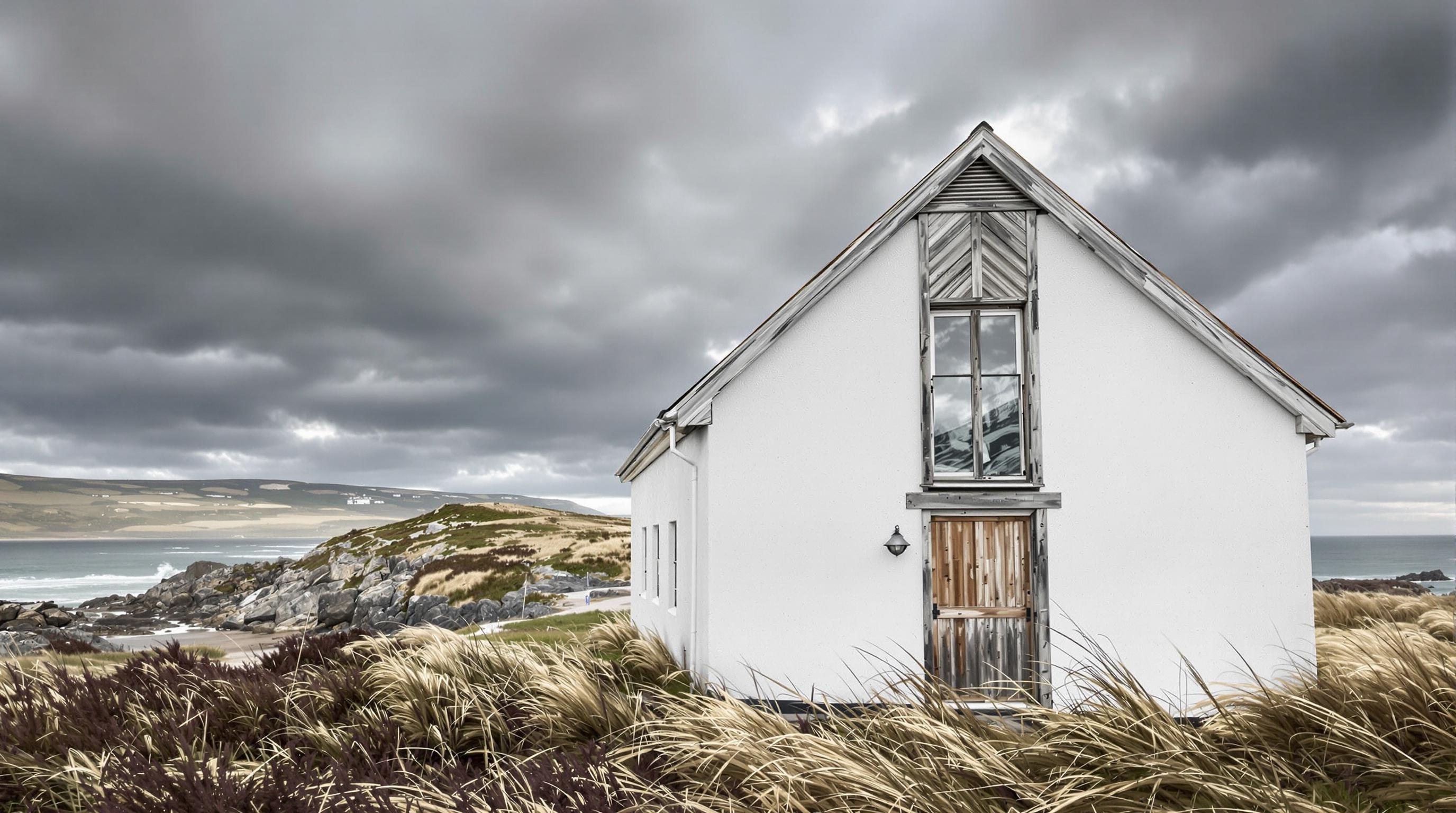 Façade ITE Bretagne enduit chaux bardage bois littoral